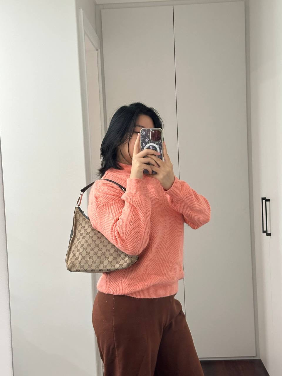 Authentic Vintage Gucci GG Shoulder Bag