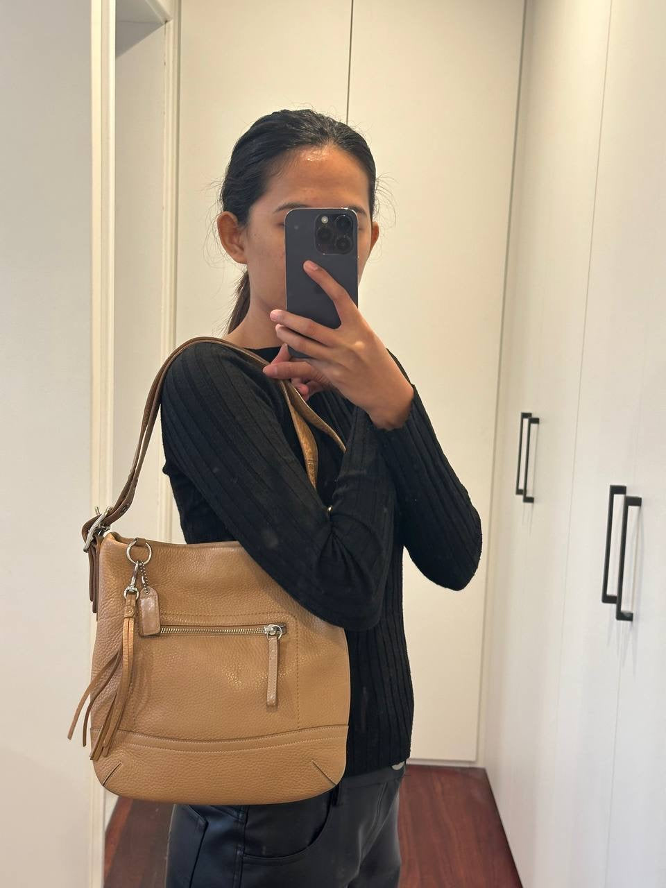 Authentic Vintage Coach Leather Shoulder/Crossbody Bag
