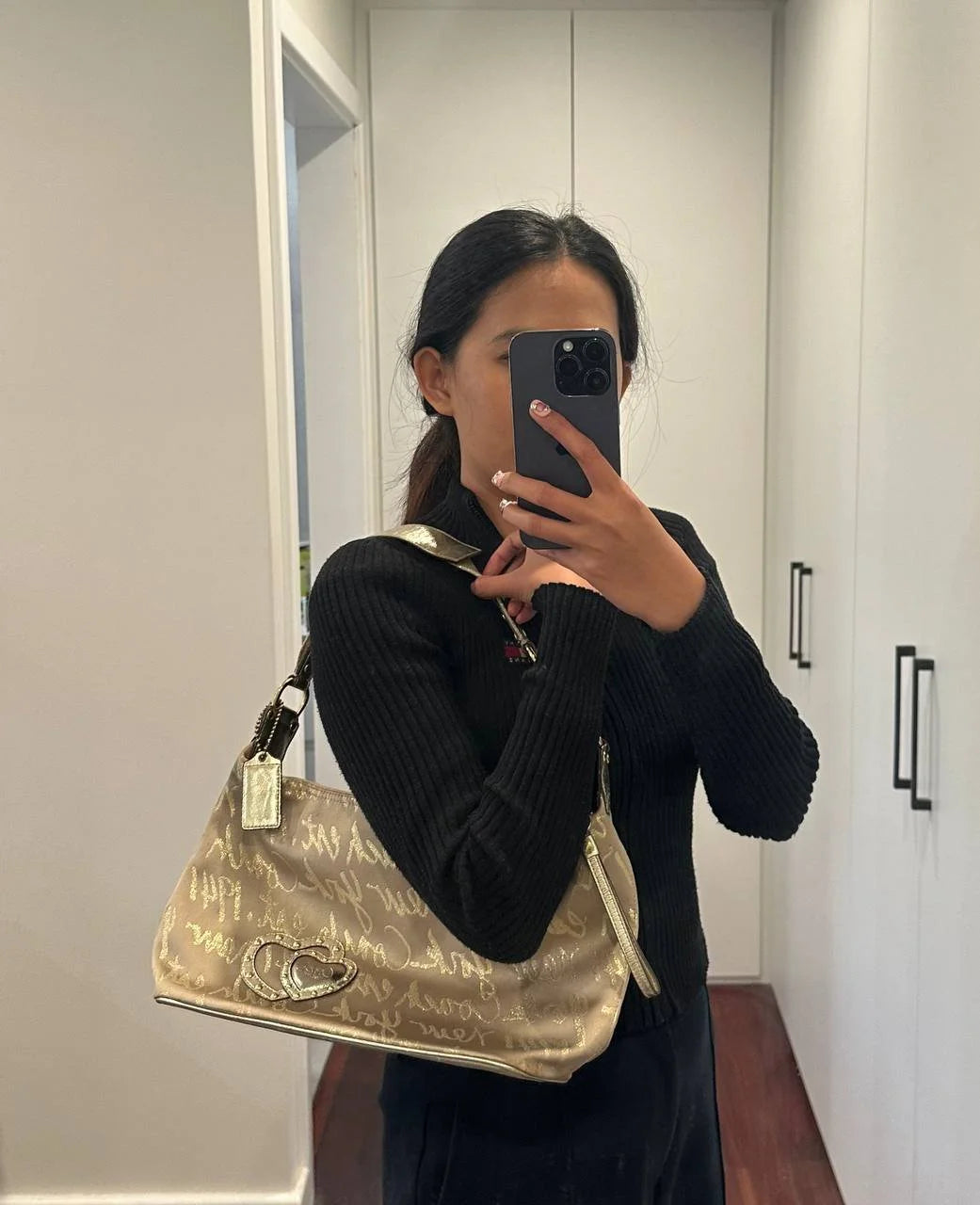 Authentic Vintage Coach Poppy Hobo Shoulder Bag