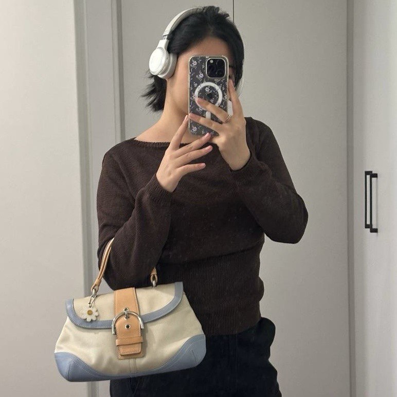 Authentic Vintage Coach 2004 Daisy Satchel Bag