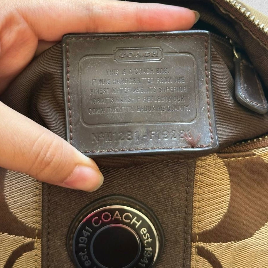 Authentic Vintage Coach Poppy Hobo Bag