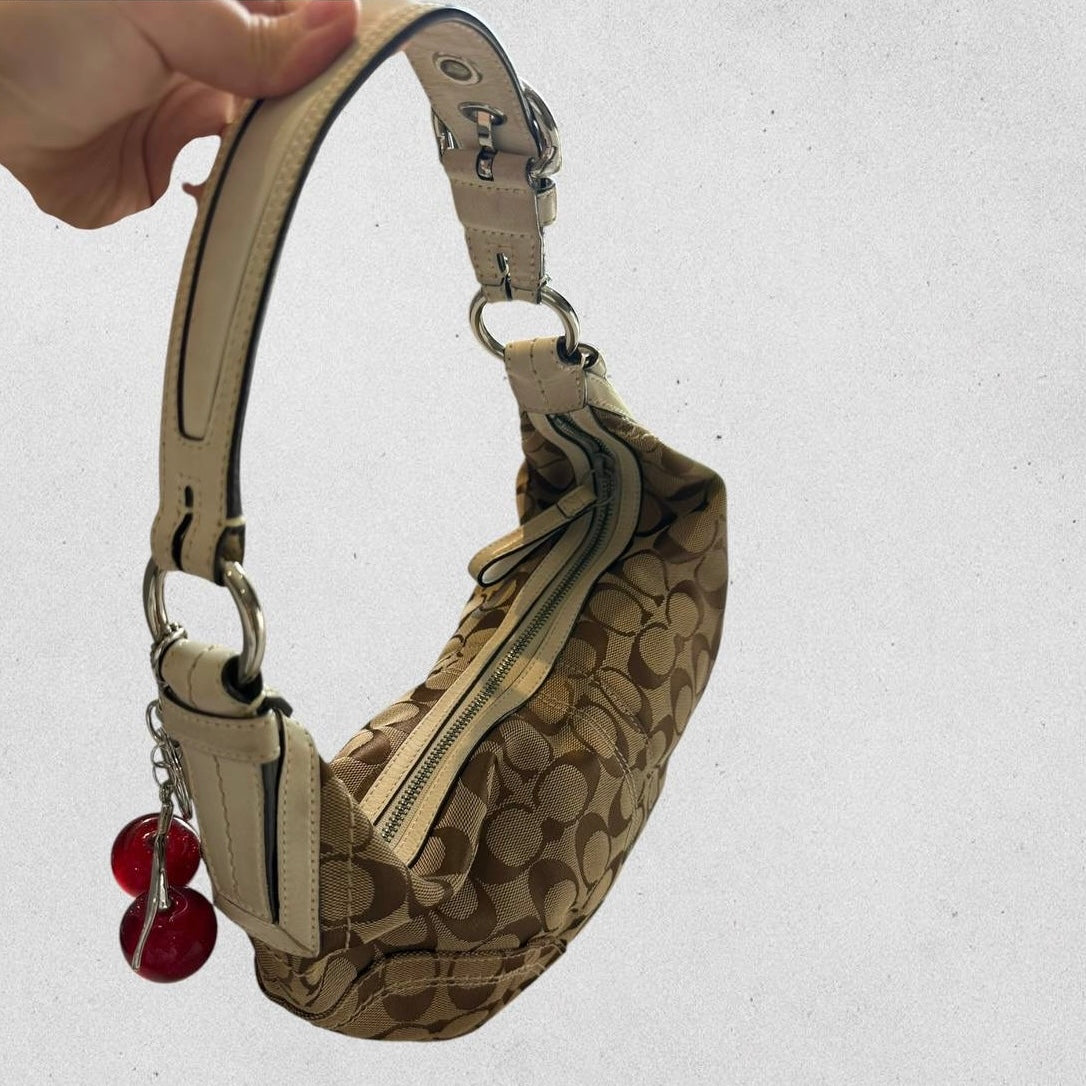 Authentic Vintage Coach Croissant Signature Shoulder Bag Rare