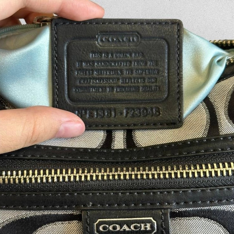 Authentic Vintage Coach Poppy Signature Shoulder Bag