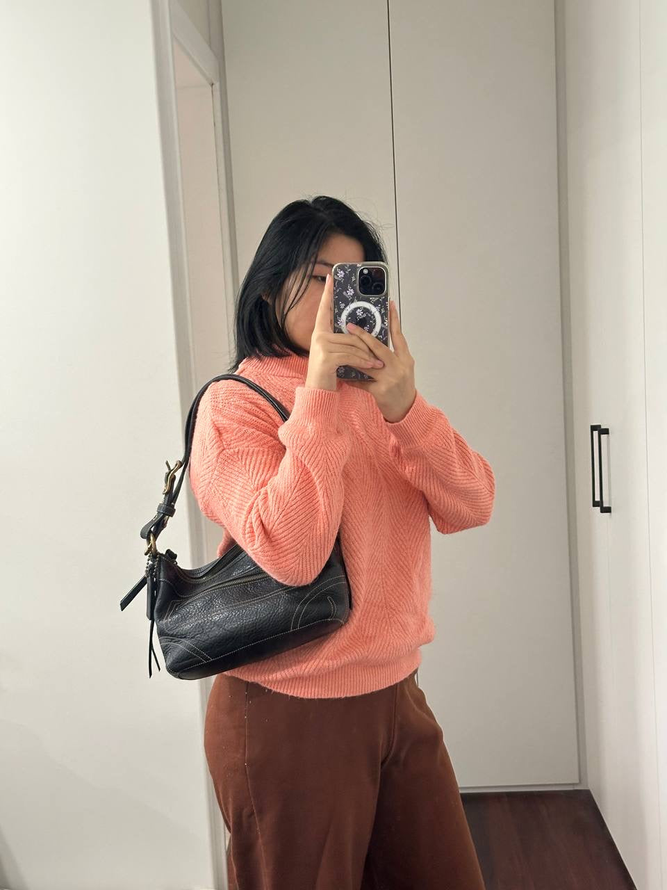 Authentic Vintage Coach Grained Leather Shoulder/Crossbody Bag
