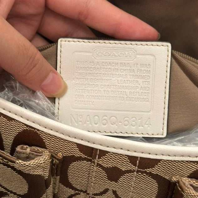 Authentic Vintage Coach Soho Signature Shoulder Bag