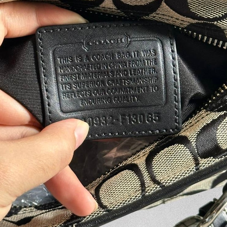 Authentic Vintage Coach Signature Hamptons Shoulder Bag