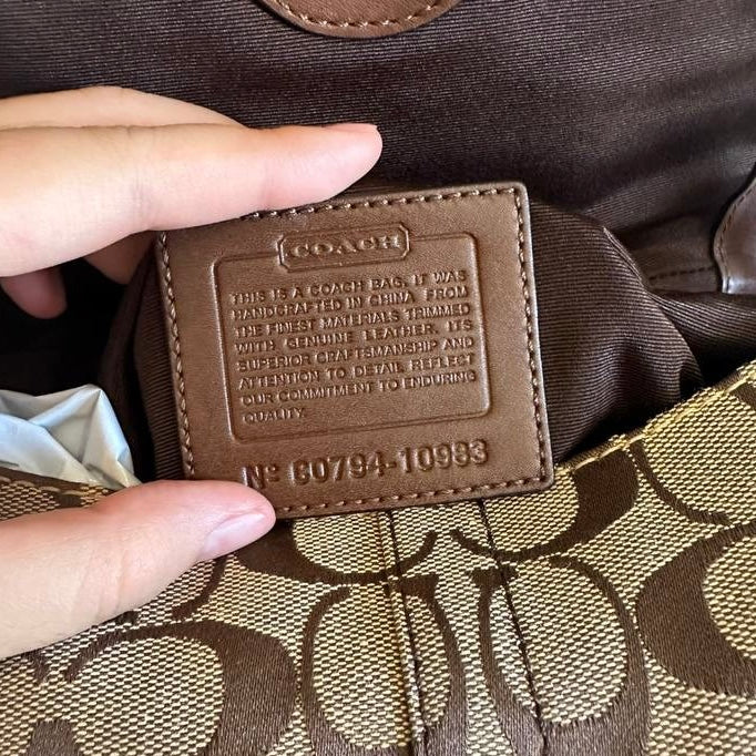Authentic Vintage Coach Chelsea Pebble Signature Flap Bag