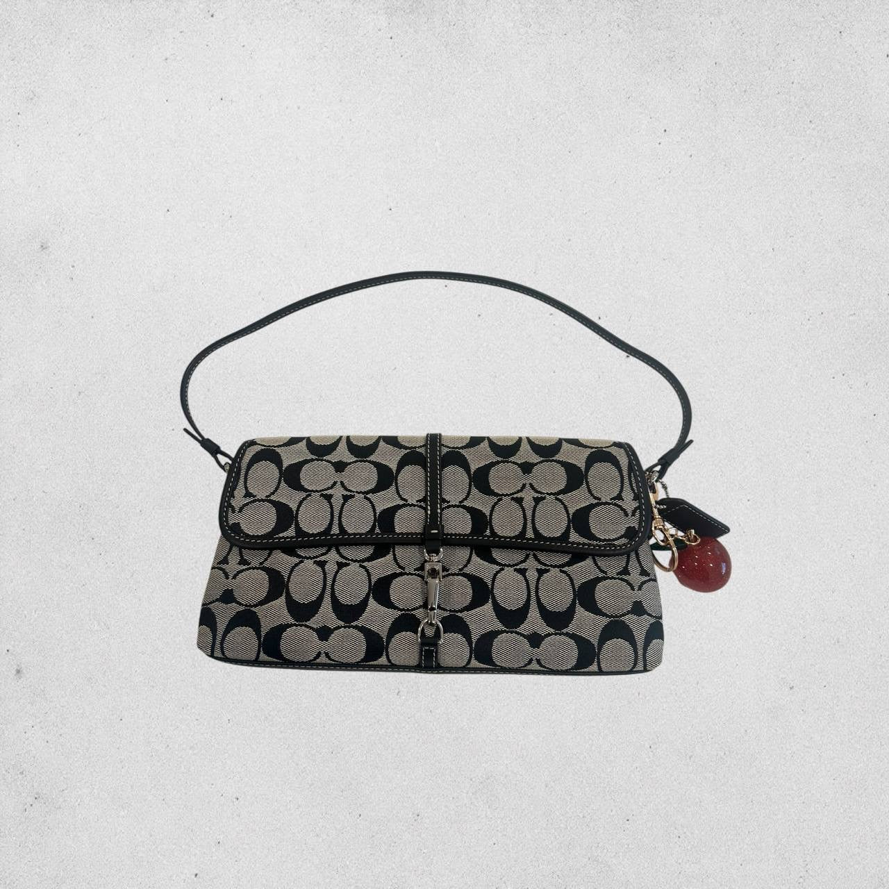 Authentic Vintage Coach Hamptons Signature Shoulder Bag