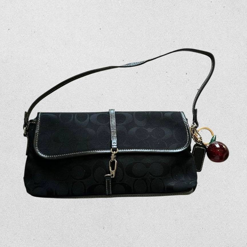 Authentic Vintage Coach Hamptons Signature Shoulder Bag