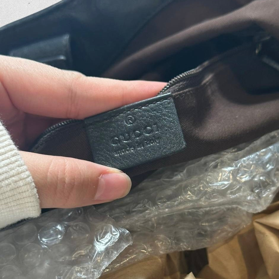 Authentic Vintage Gucci GG Sukey Tote Bag