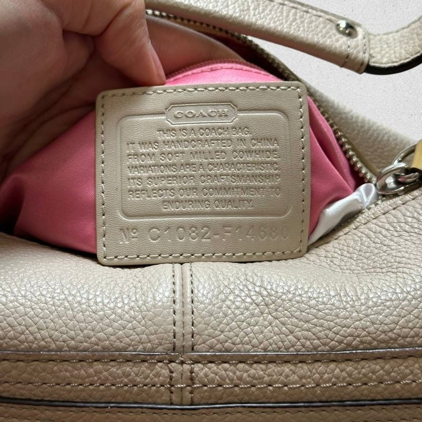 Authentic Vintage Coach Soho Penelope Pebbled Leather Hobo Bag