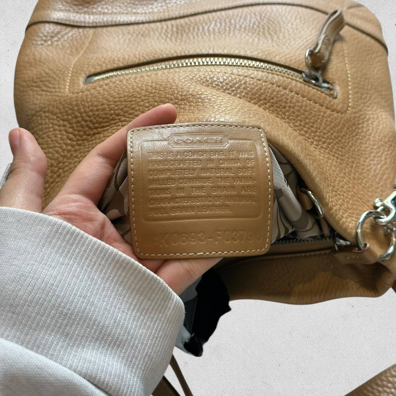 Authentic Vintage Coach Leather Shoulder/Crossbody Bag