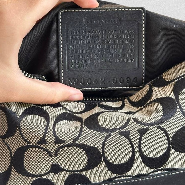 Authentic Vintage Demi Signature Shoulder Bag