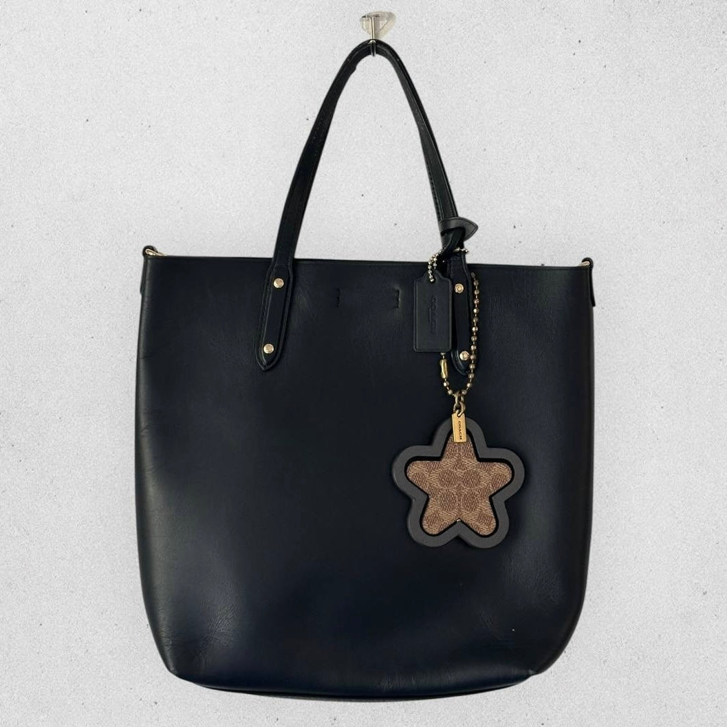 Authentic Coach Central Shopper Small Tote with Bag Charms