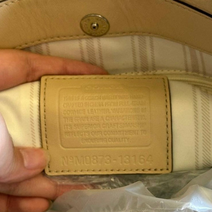 Authentic Vintage Coach Penelope Pebbled Leather Shoulder Bag
