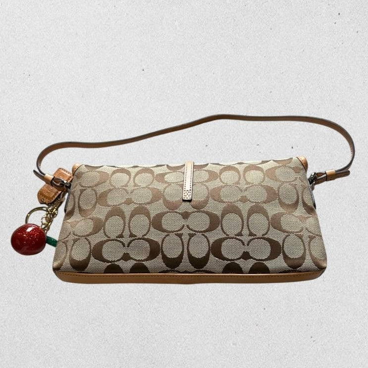 Authentic Vintage Coach Hamptons Signature Shoulder Bag