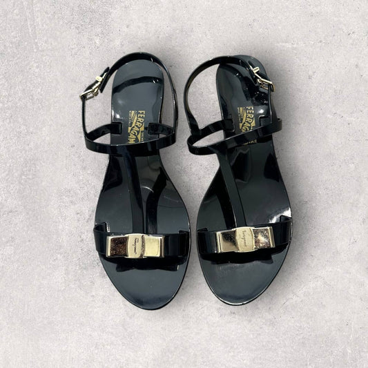 Authentic Vintage Ferragamo Vera Sandal Size 7