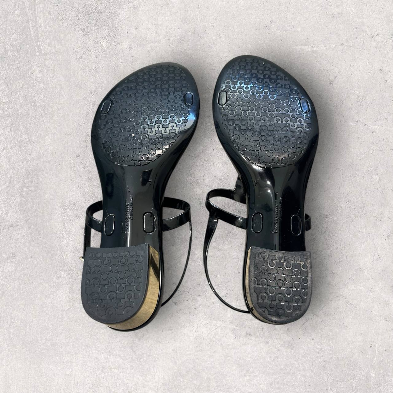 Authentic Vintage Ferragamo Vera Sandal Size 7