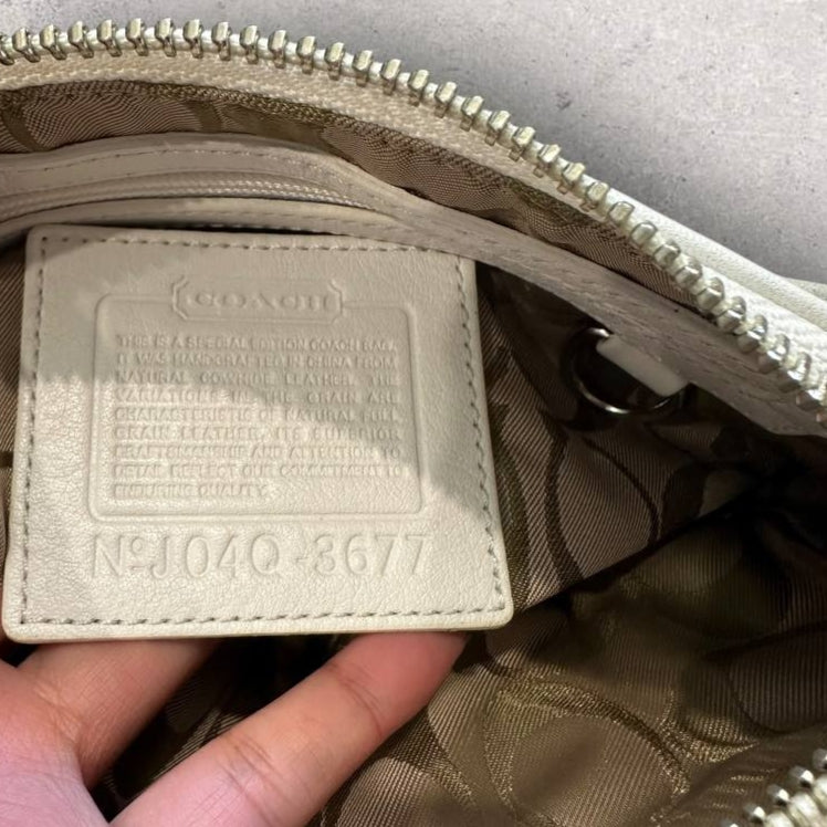 Authentic Vintage Coach Leather Shoulder Bag Y2K