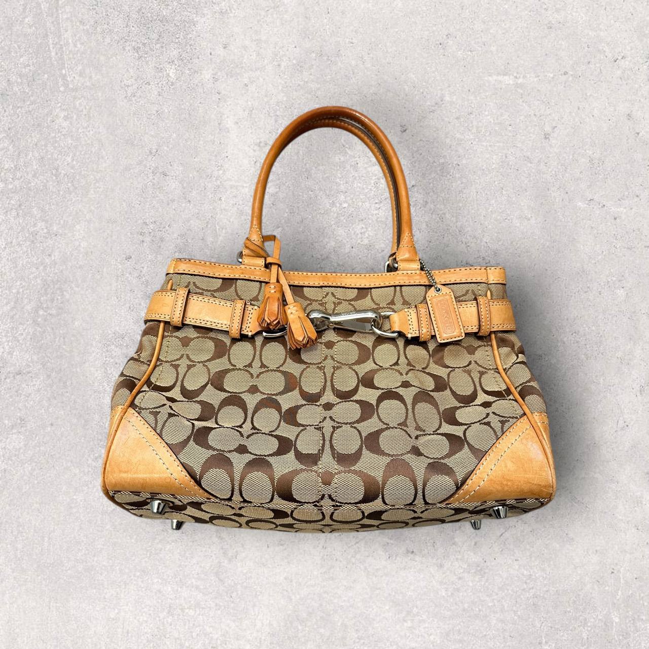 Authentic Coach Signature Hampton Shoulder Bag