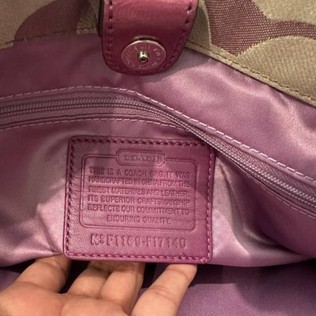 Authentic Vintage Coach Chelsea Signature Shoulder Bag