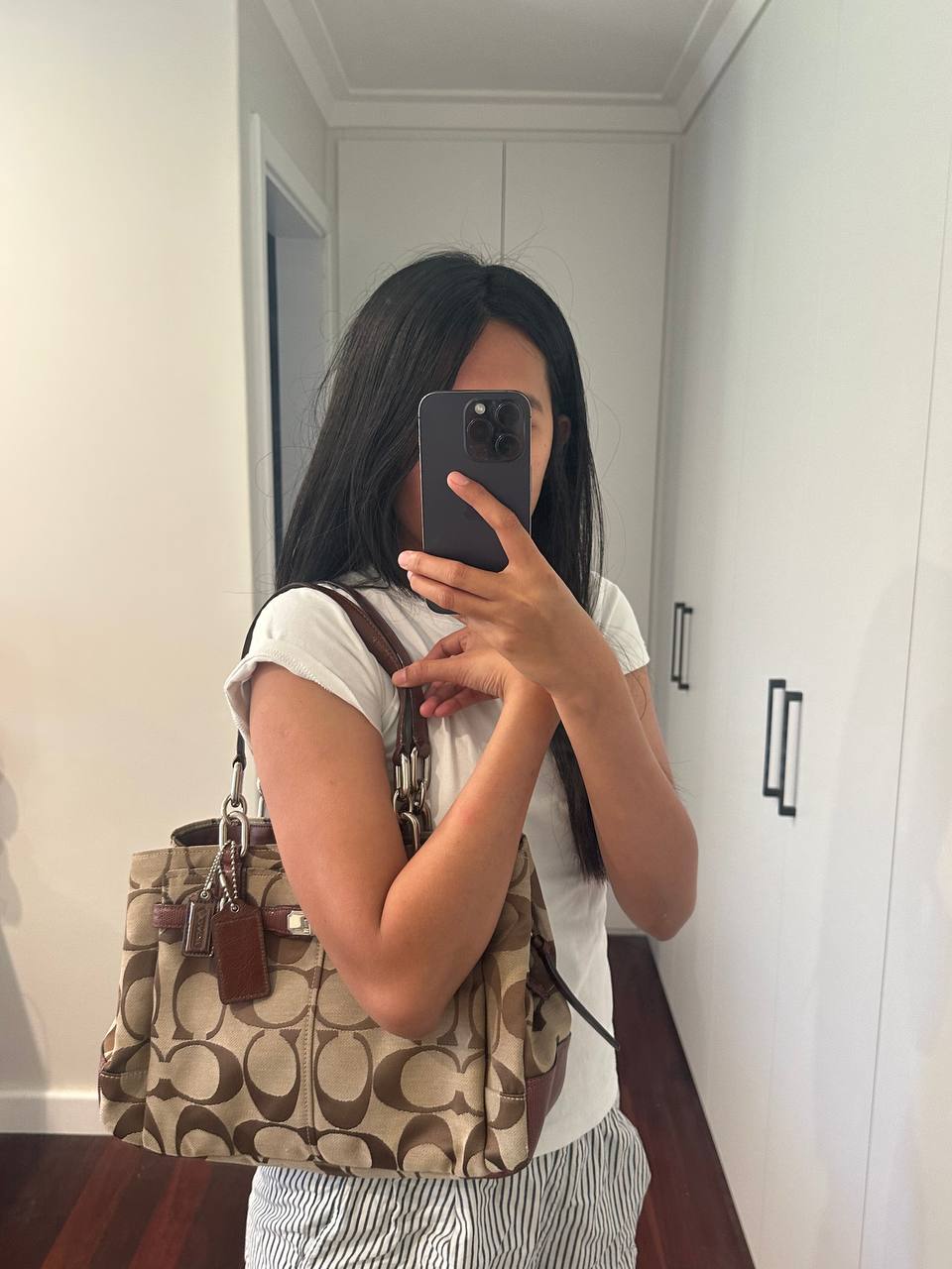 Authentic Vintage Coach Chelsea Signature Shoulder Bag