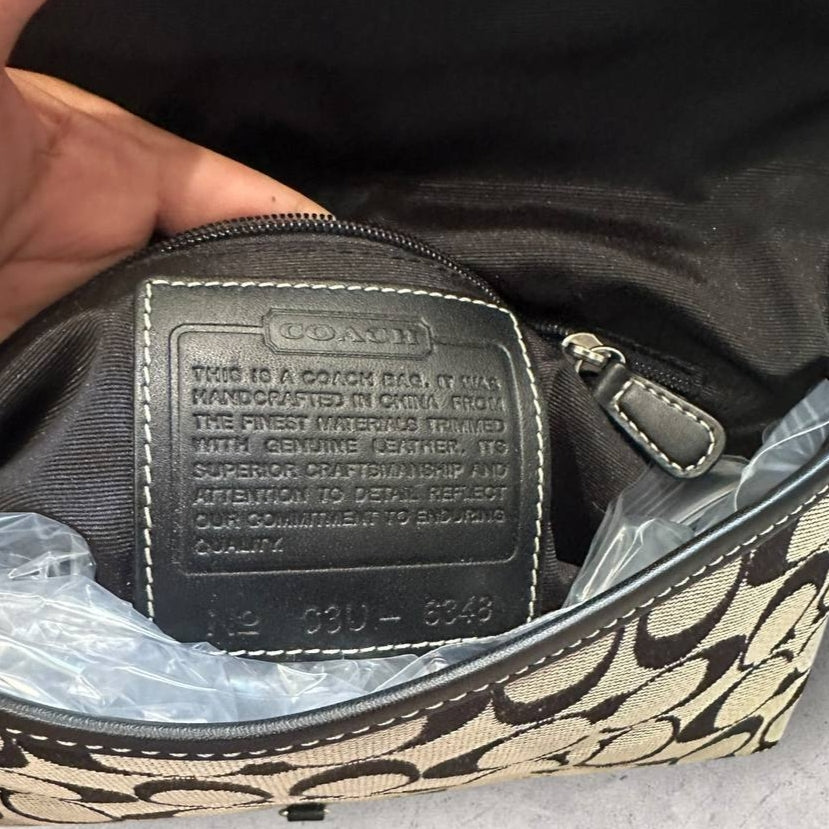 Authentic Vintage Coach Signature Hamptons Shoulder Bag