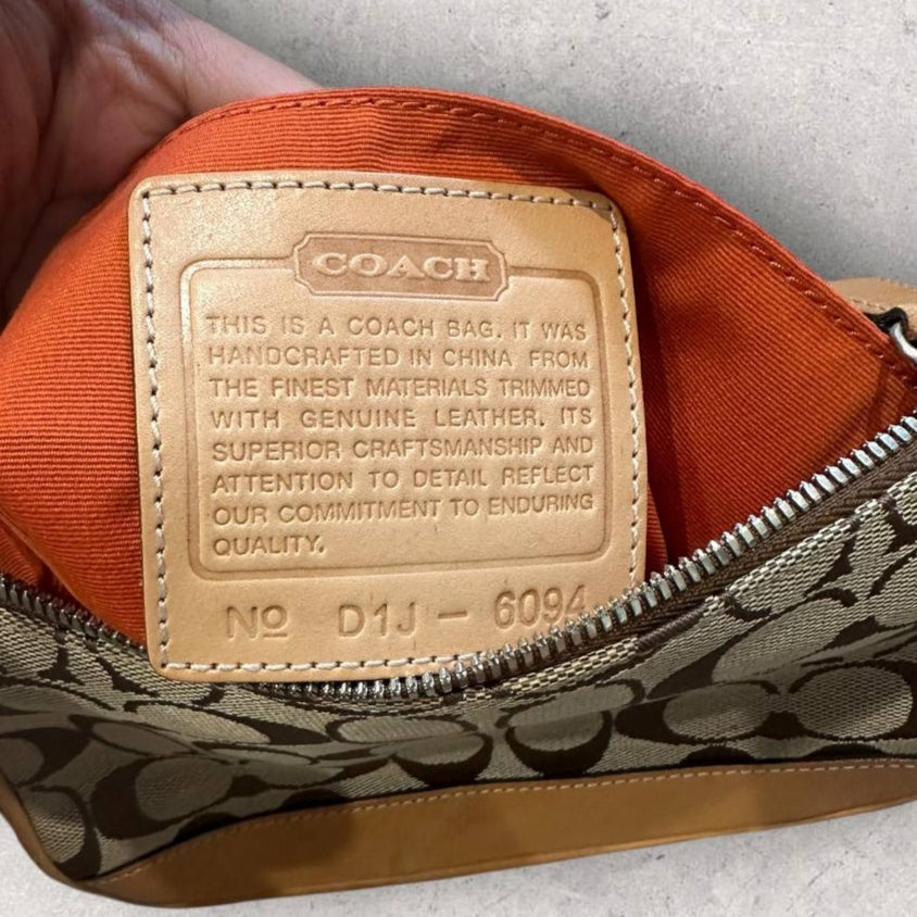 Authentic Vintage Coach  Demi Sigature Shoulder Bag