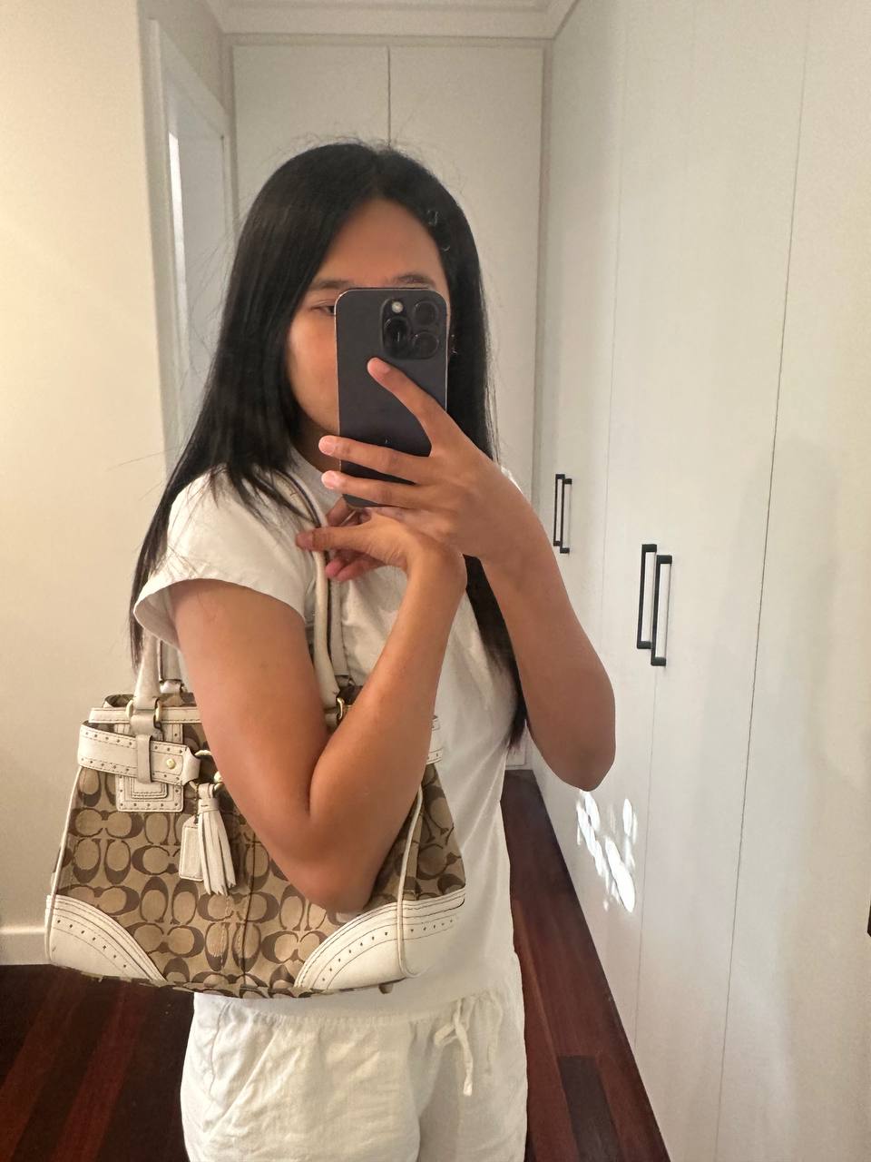 Authentic Vintage Coach Hamptons Signature Shoulder Bag