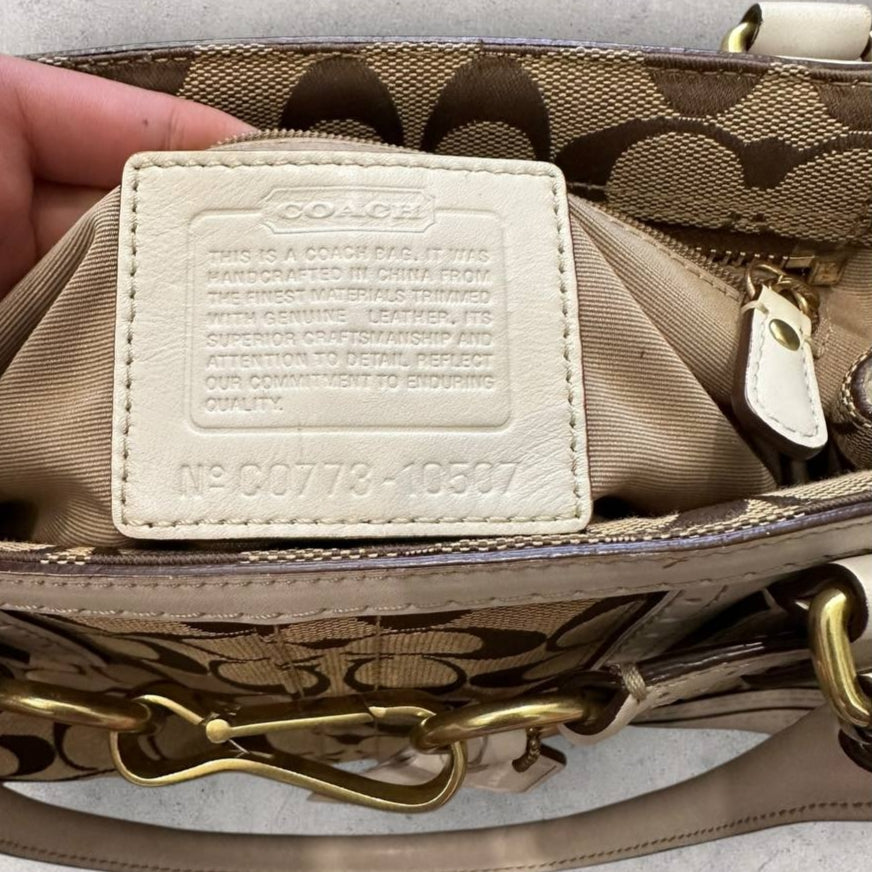 Authentic Vintage Coach Hamptons Signature Shoulder Bag