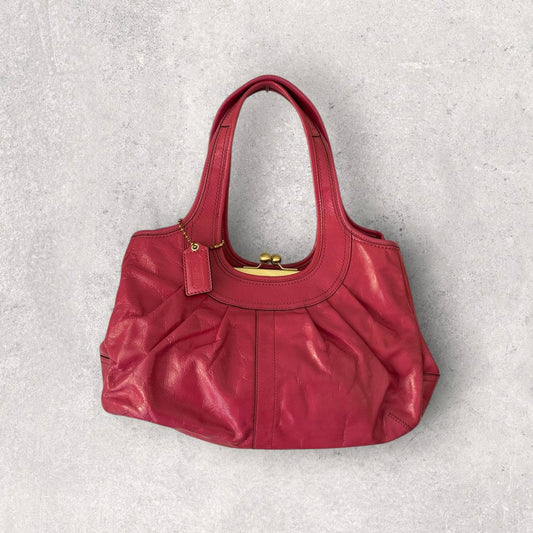 Authentic Vintage Coach Ergo Kisslock Patent Leather Shoulder Bag