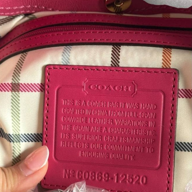 Authentic Vintage Coach Ergo Kisslock Patent Leather Shoulder Bag