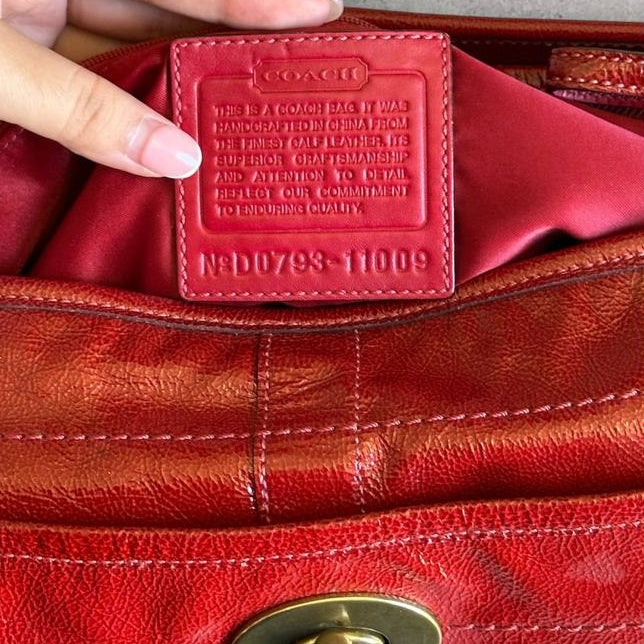 Authentic Vintage Coach Ergo Patent Leather Hobo Bag