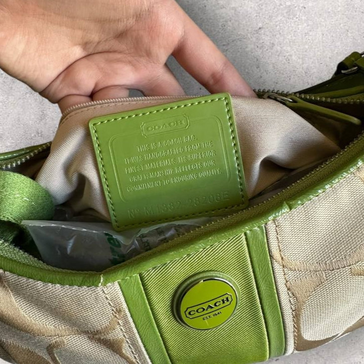 Authentic Vintage Coach Poppy Signature Shoulder Bag