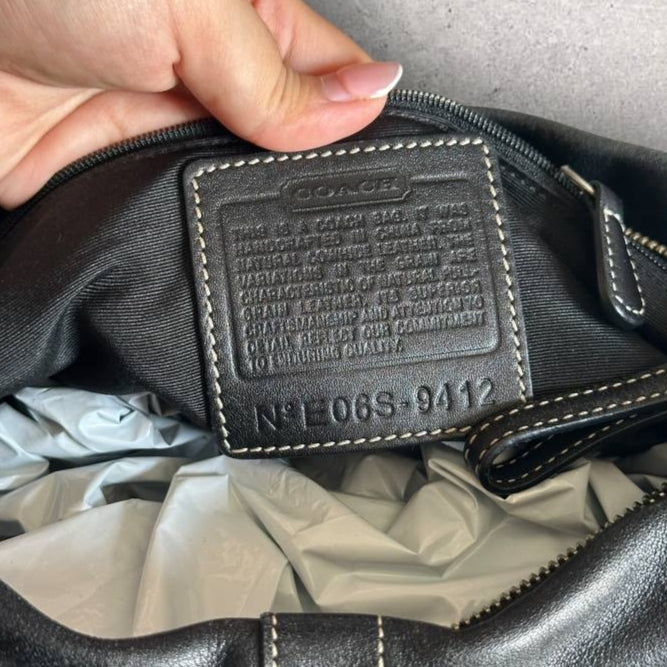 Authentic Vintage Coach Leather Shoulder/Crossbody Bag