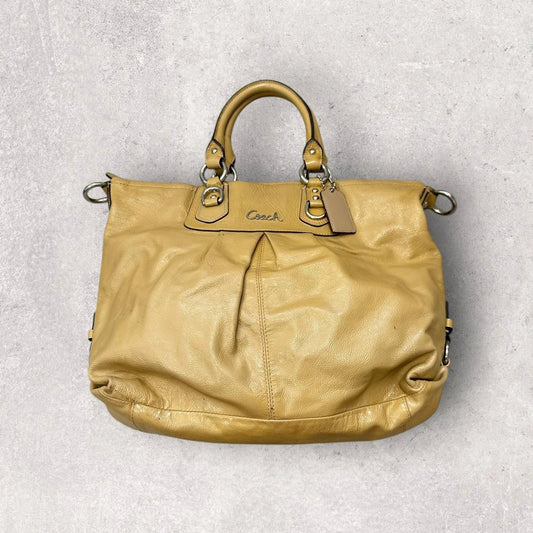 Authentic Vintage Coach Patent Leather Shoulder Bag