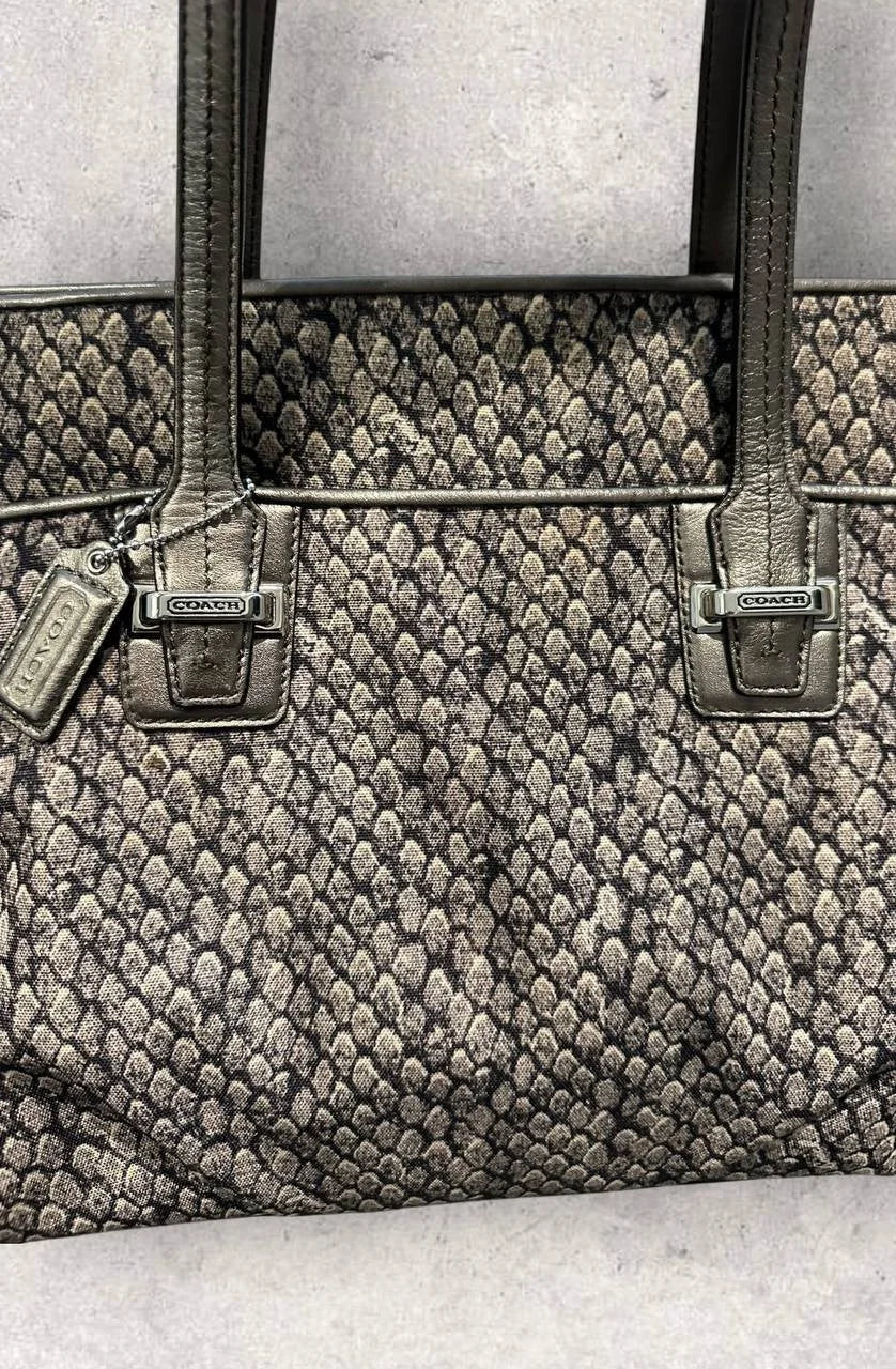 Authentic Coach Taylor Shoulder Bag