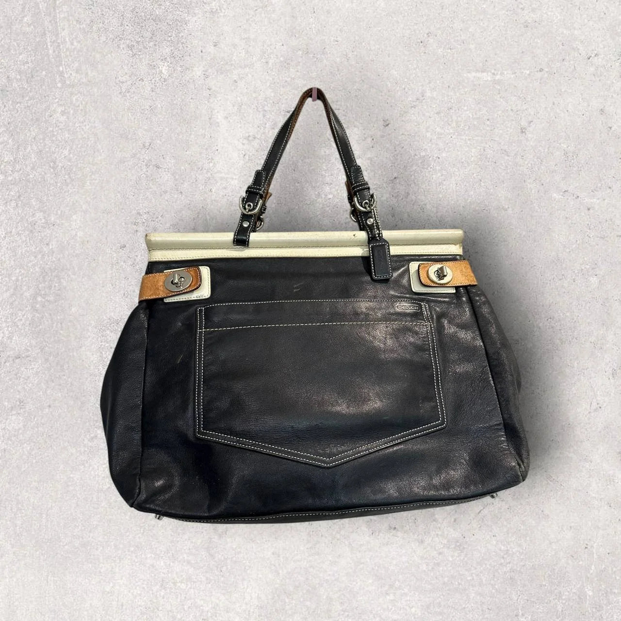 Authentic Vintage Coach Leather Clasp Bag