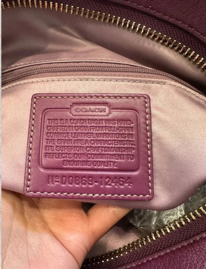 Authentic Vintage Coach Hamptons Leather Shoulder Bag