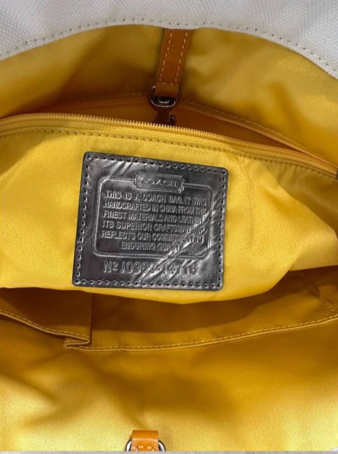 Authentic Vintage Coach Poppy Limited Edition Shoulder Bag