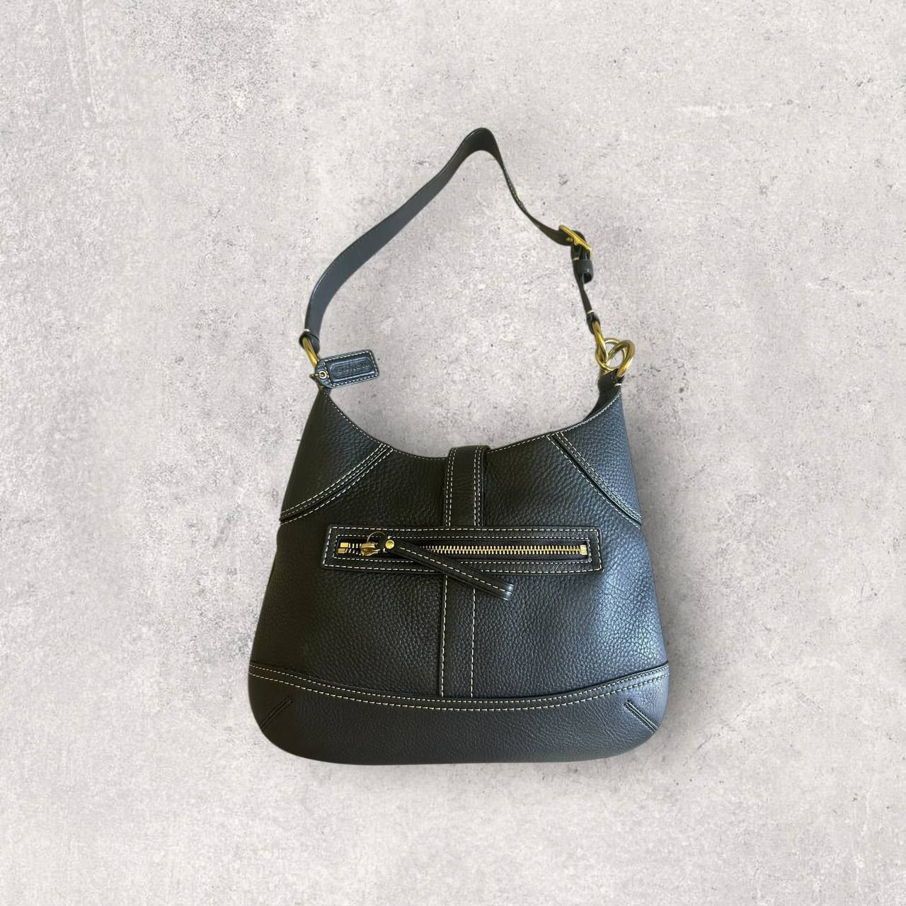 Authentic Vintage Coach Horsebit Grain Leather Shoulder Bag