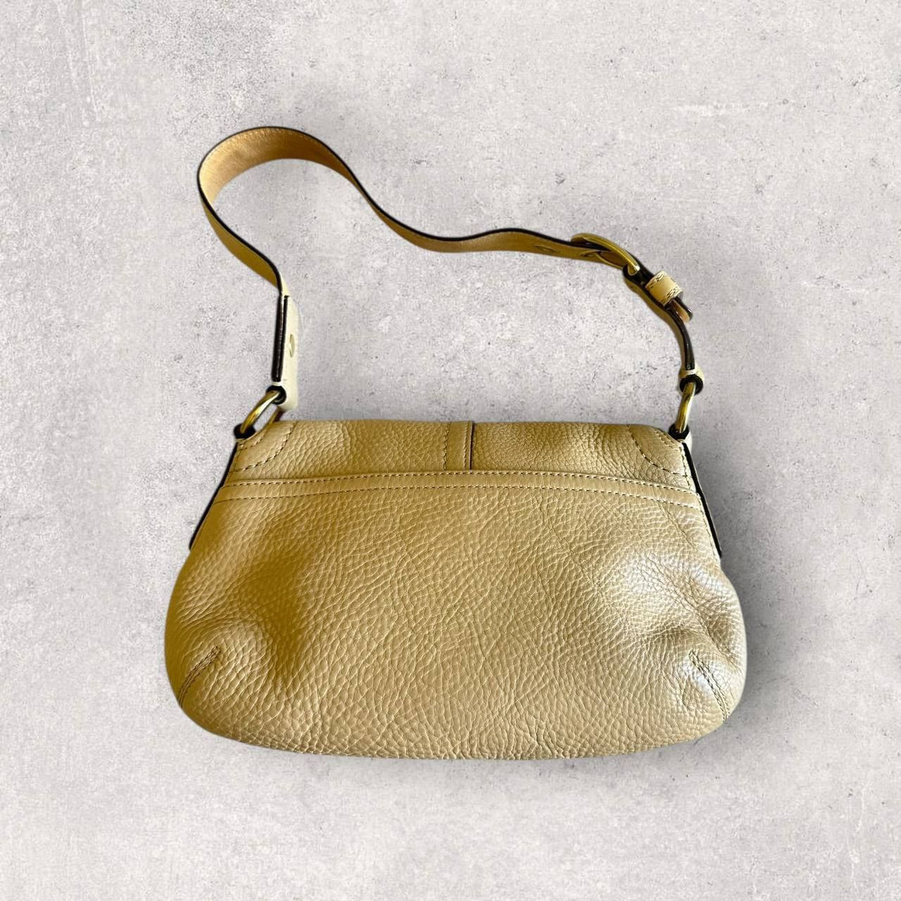Authentic Vintage Coach Soho Grain Leather Shoulder Bag