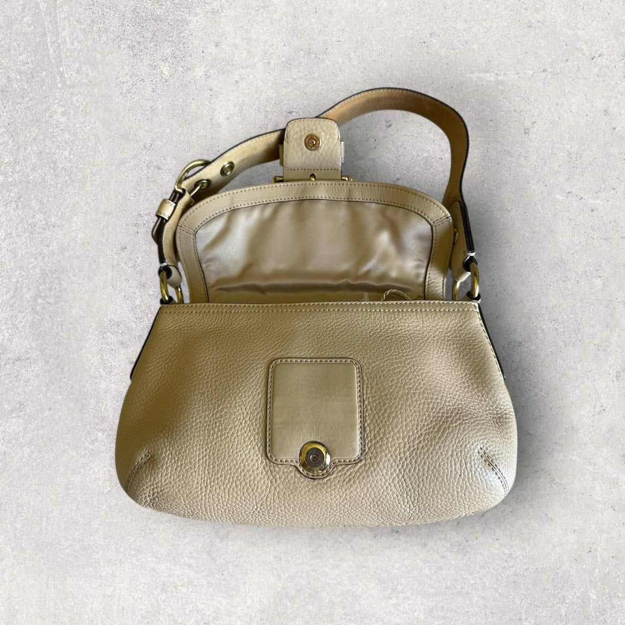 Authentic Vintage Coach Soho Grain Leather Shoulder Bag