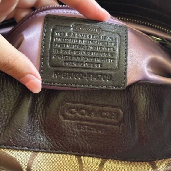 Authentic Vintage Coach Buckle Signature Shoulder Bag