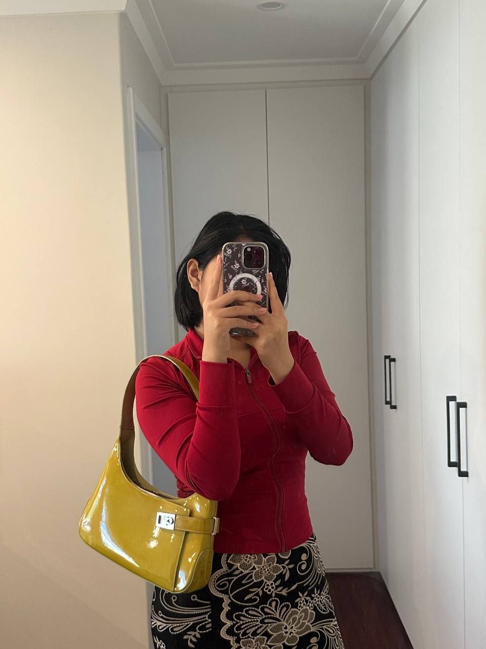 Authenic Vintage Ferragamo Gancini Patent Leather Shoulder Bag
