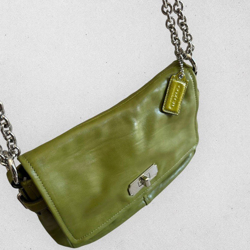 Authentic Vintage Coach Turnlock Olive Green Leather Shoulder/Crossbody Bag