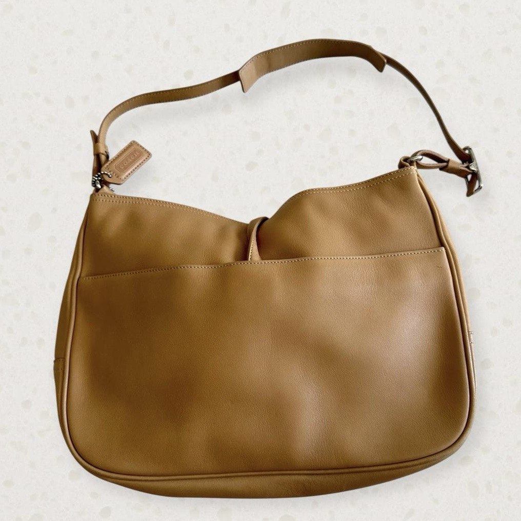 Authentic Vintage Coach Hamptons Leather Shoulder Bag