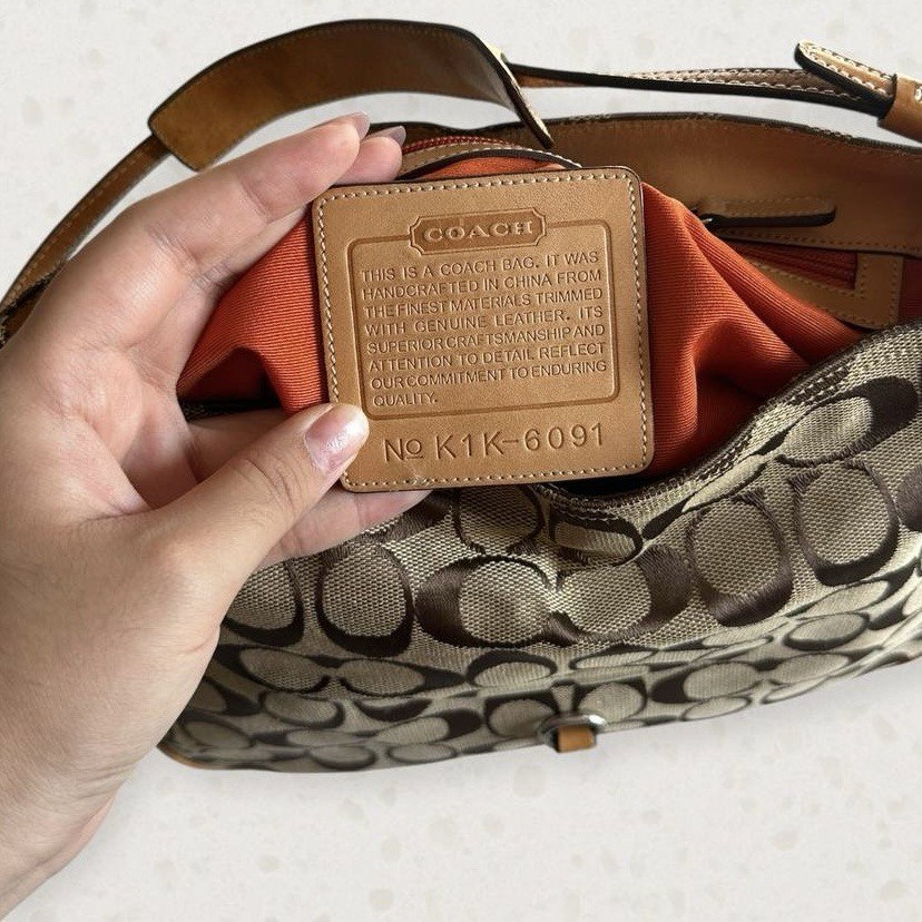Authentic Vintage Coach Signature Hamptons Shoulder Bag