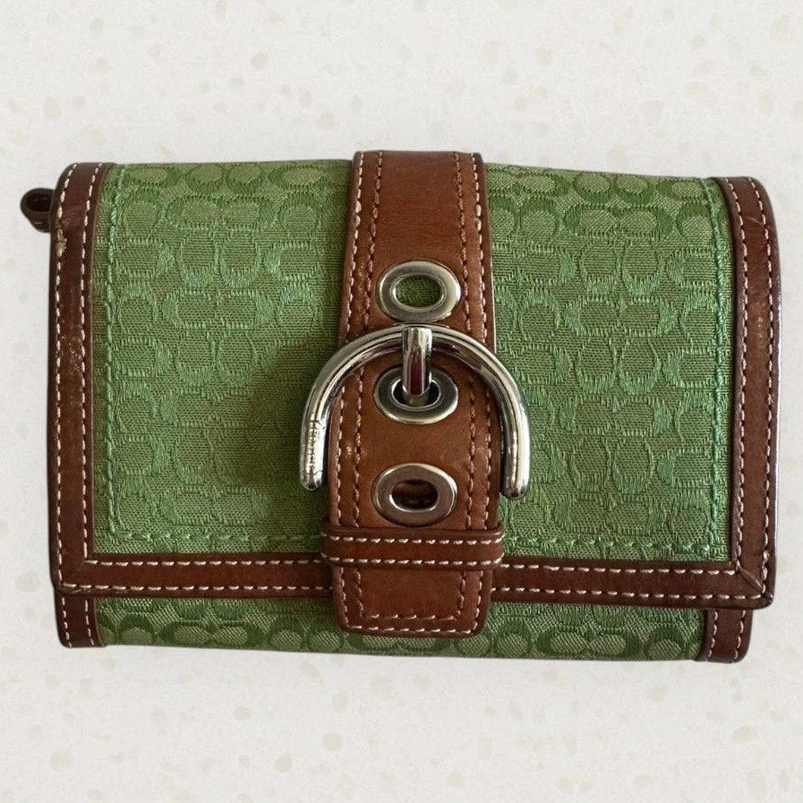 Aunthentic Vintage Coach Soho Wallet Rare