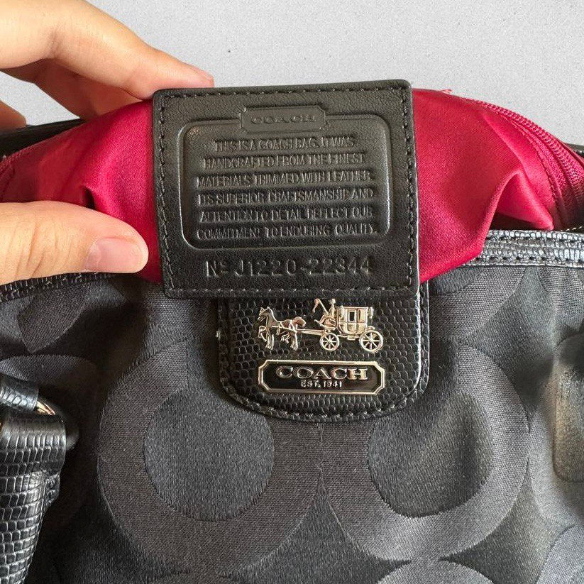 Authentic Vintage Coach Signature Art Canvas Shoulder Bag